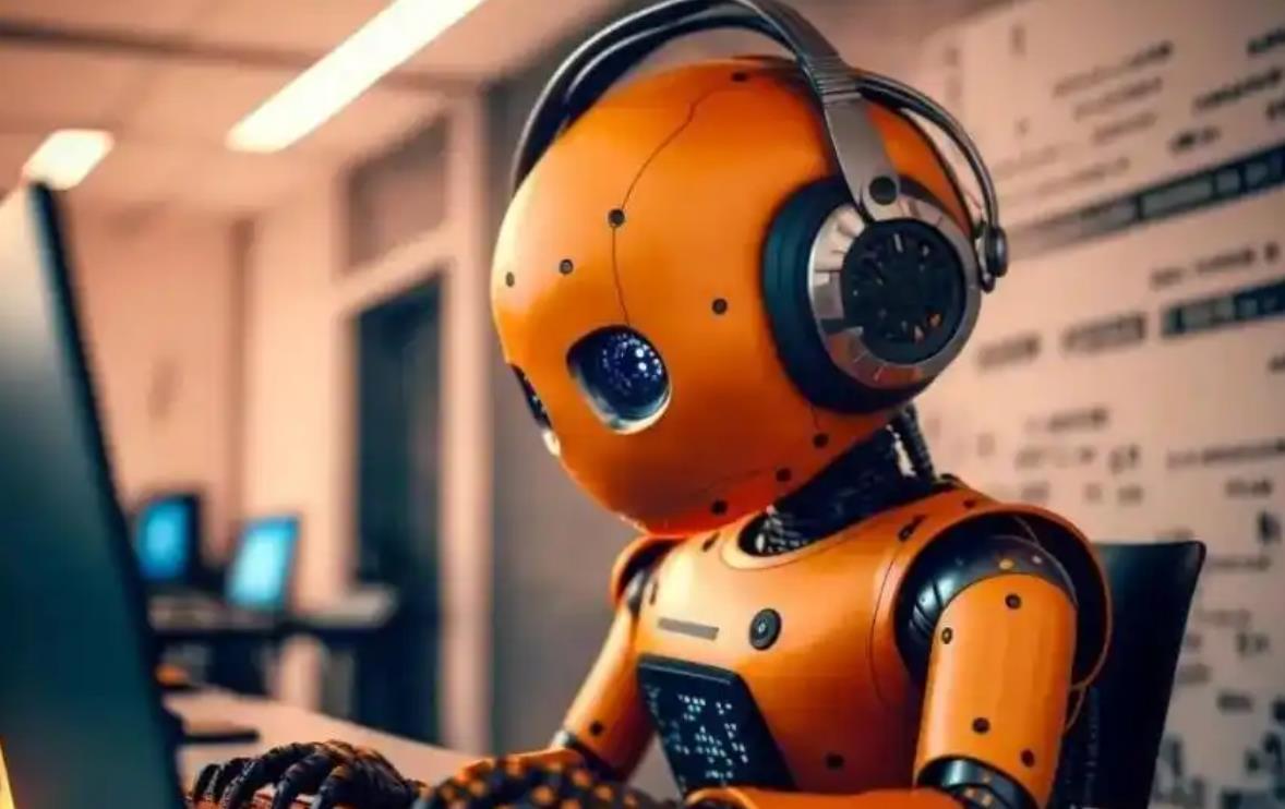 普通人做副业，2025年还有哪些机会能月入5000+？