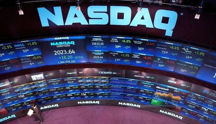 8 亿中国人不知道的赚钱逻辑：标普 500、纳指年化 10%，定投能破波动难题