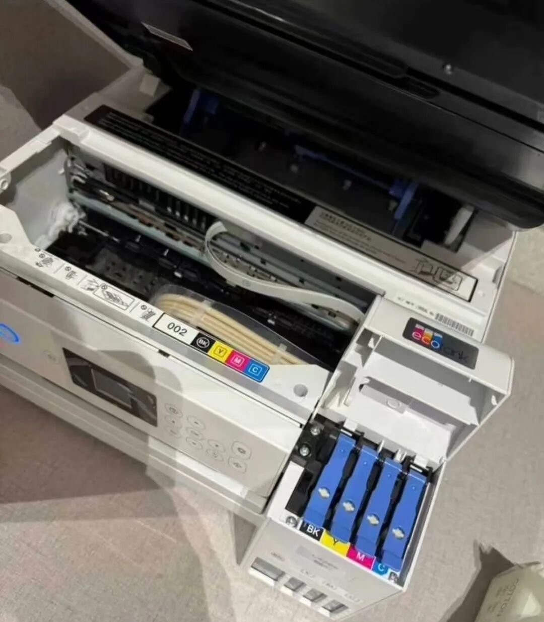 性价比炸裂的彩色打印机,耗材成本极低,二手400多元 性价比炸裂的彩色打印机,耗材成本极低,二手400多元
