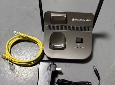 19元的移动无线路由,插卡4G流量转WiFi,还带一块小屏幕